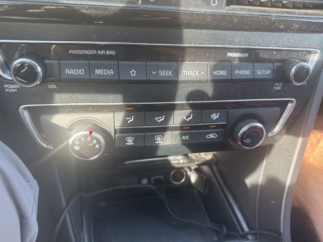 Used 2020 Kia Optima LX image 13