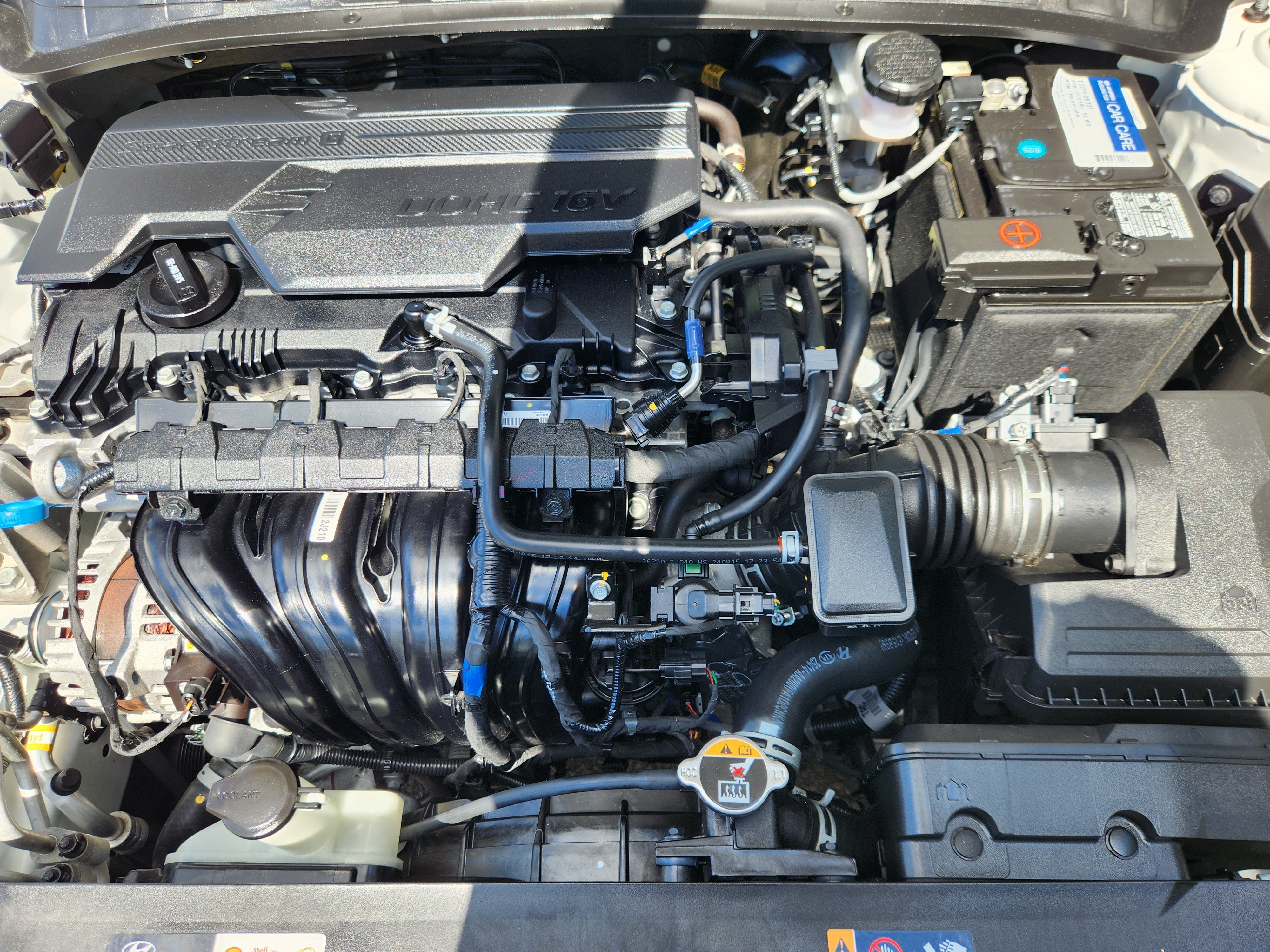 Certified 2025 Hyundai Elantra Sport w/ Cargo Package FWD image 17