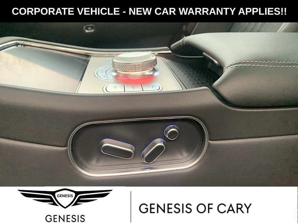 Used 2025 Genesis G90 3.5T AWD/4WD image 22