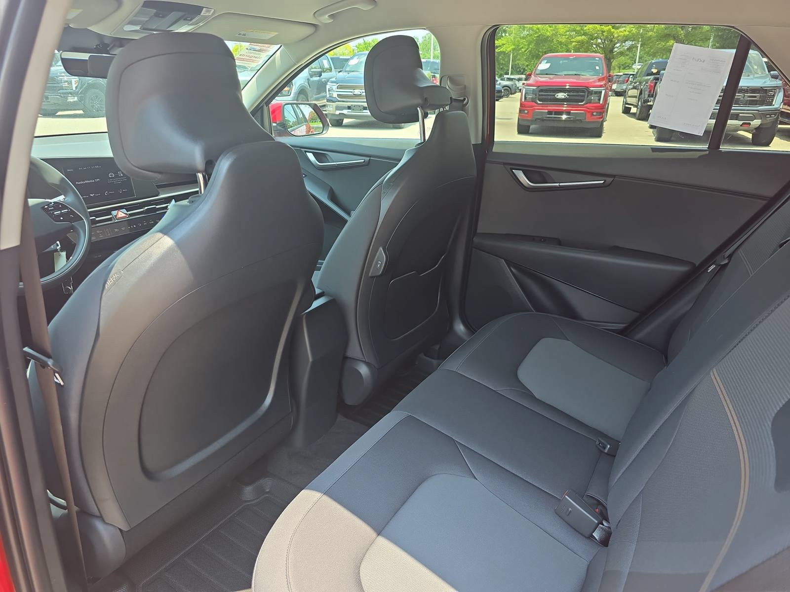 New 2026 Kia Niro LX FWD image 16
