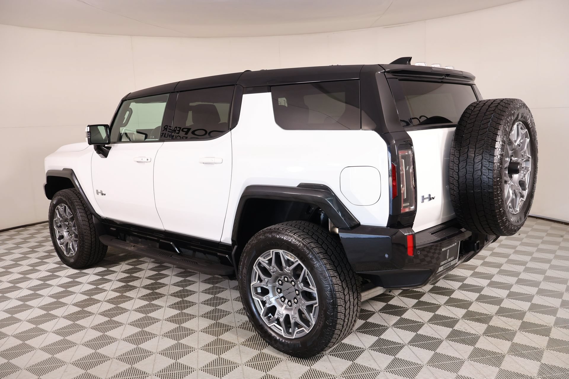 Used 2025 GMC Hummer EV 3X AWD/4WD image 23