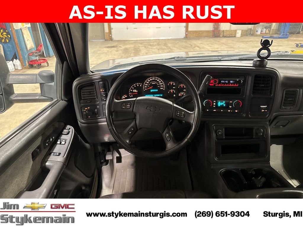 Used 2003 Chevrolet Silverado 2500 LT image 25