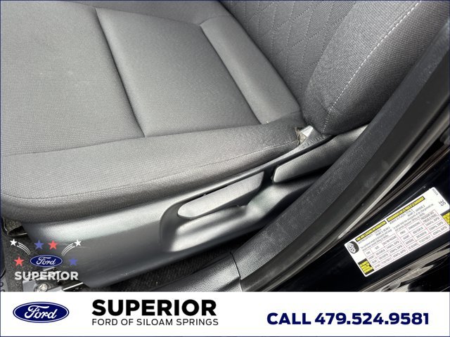 Used 2025 Toyota Corolla LE FWD image 17