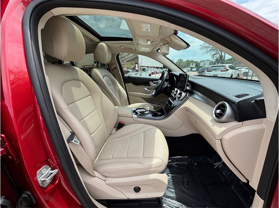 Used 2019 Mercedes-Benz GLC 300 4MATIC Coupe w/ Parking Assist Package image 44