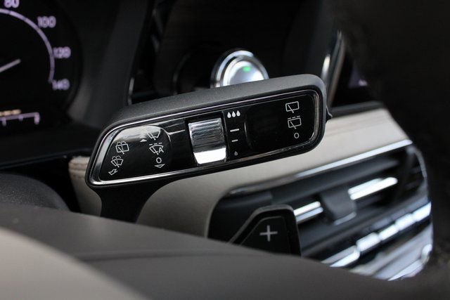 Used 2020 Lincoln Corsair Reserve w/ Elements Package image 17