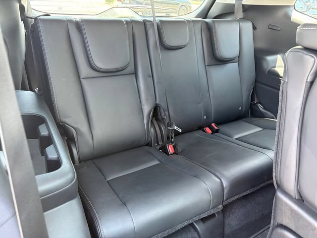Used 2025 Subaru Ascent Limited w/ Popular Package #1 AWD/4WD image 32