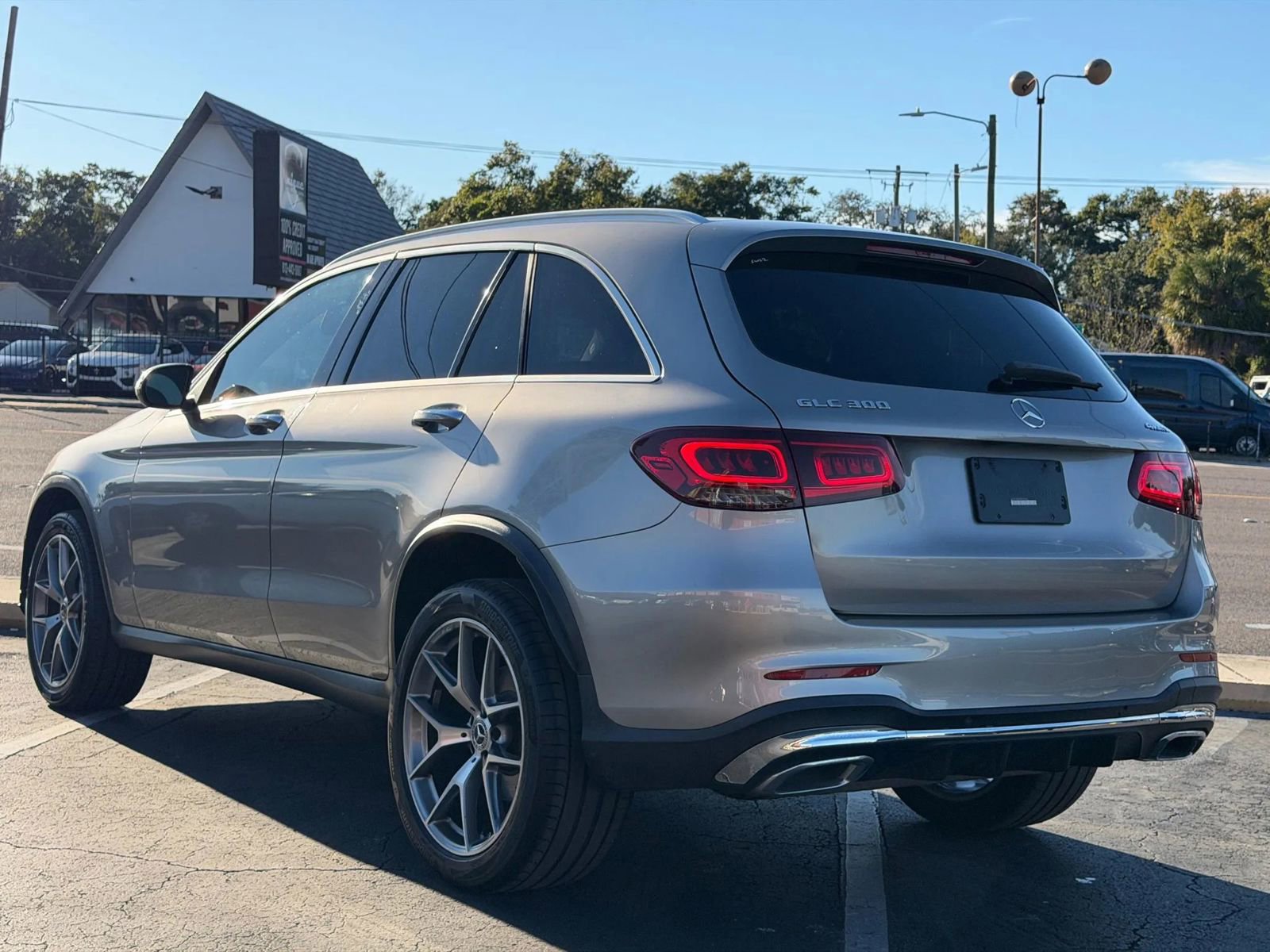 Used 2020 Mercedes-Benz GLC 300 4MATIC image 41