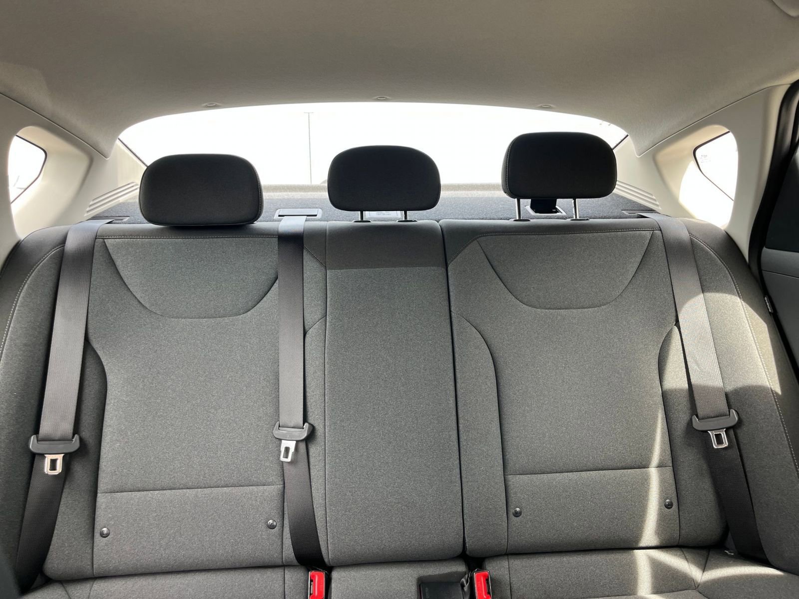 Used 2025 Kia K4 FWD image 38
