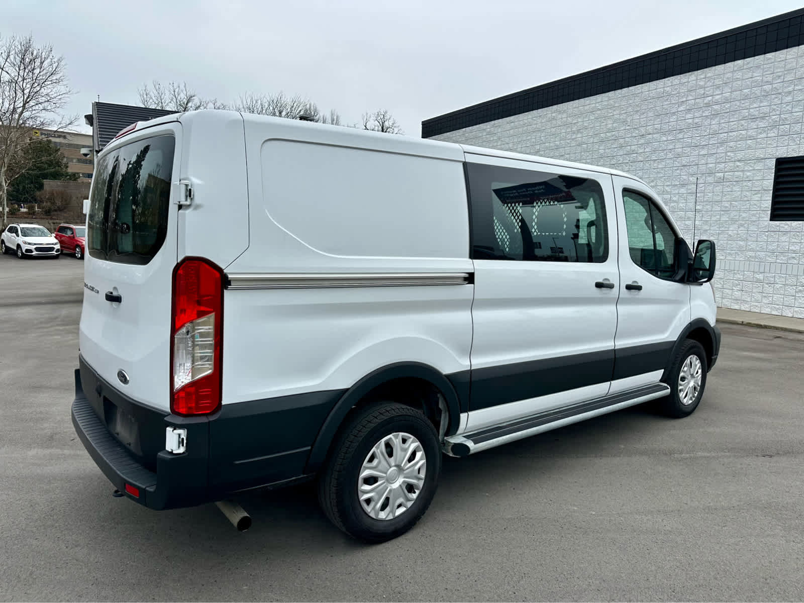 Used 2024 Ford Transit 250 Low Roof w/ Exterior Upgrade Package image 5