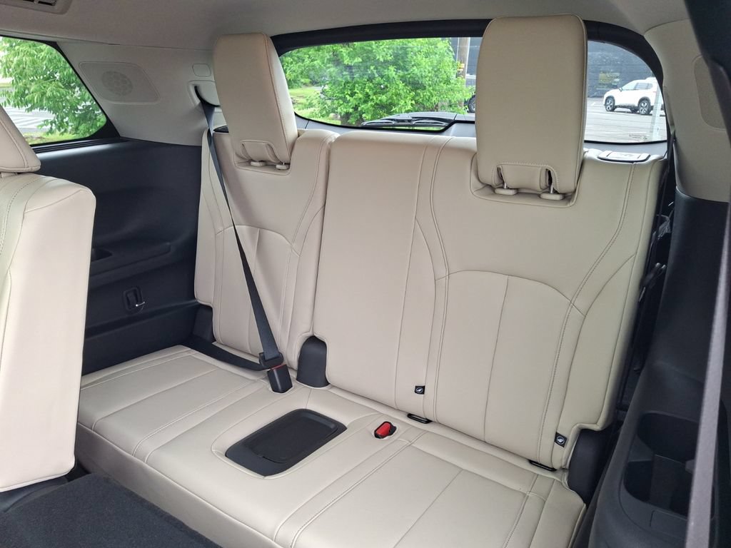 Used 2022 INFINITI QX60 Luxe w/ Cargo Package AWD/4WD image 13