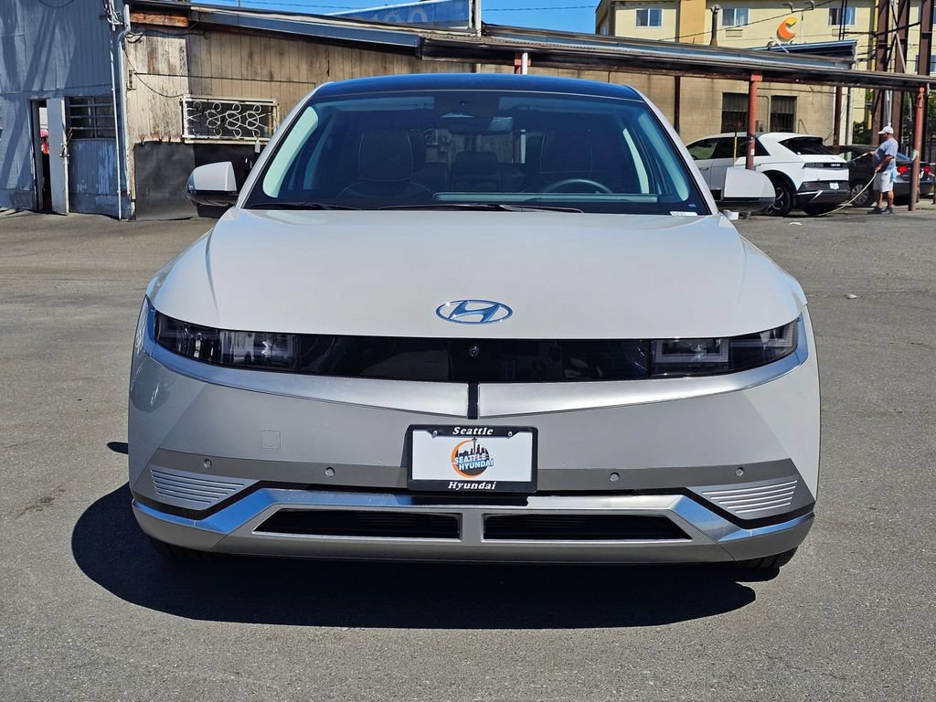 Used 2024 Hyundai Ioniq 5 Limited AWD/4WD image 2