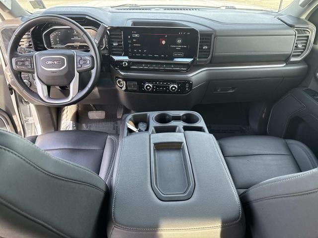 Used 2025 GMC Sierra 2500 SLT AWD/4WD image 17