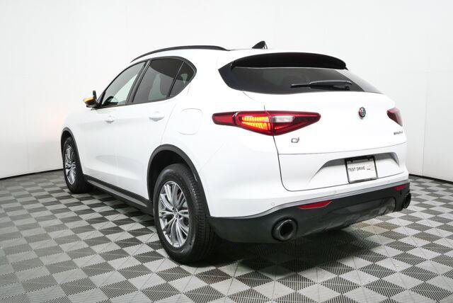 Used 2022 Alfa Romeo Stelvio Sprint AWD/4WD image 30