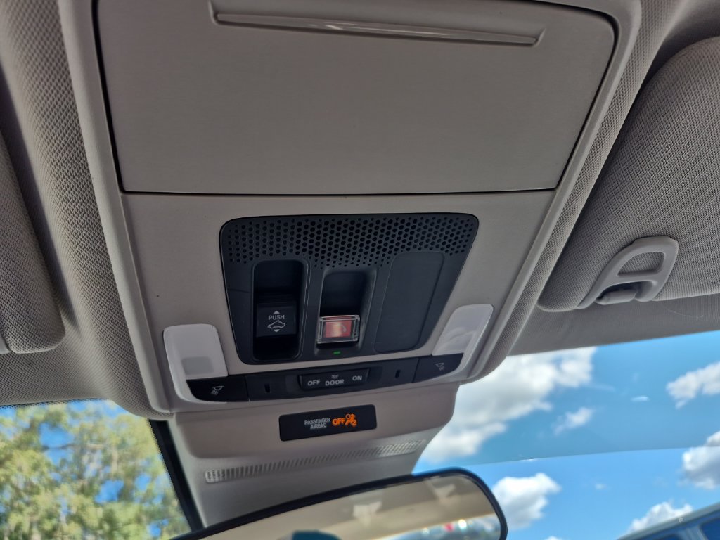 Used 2023 Honda Accord EX image 19