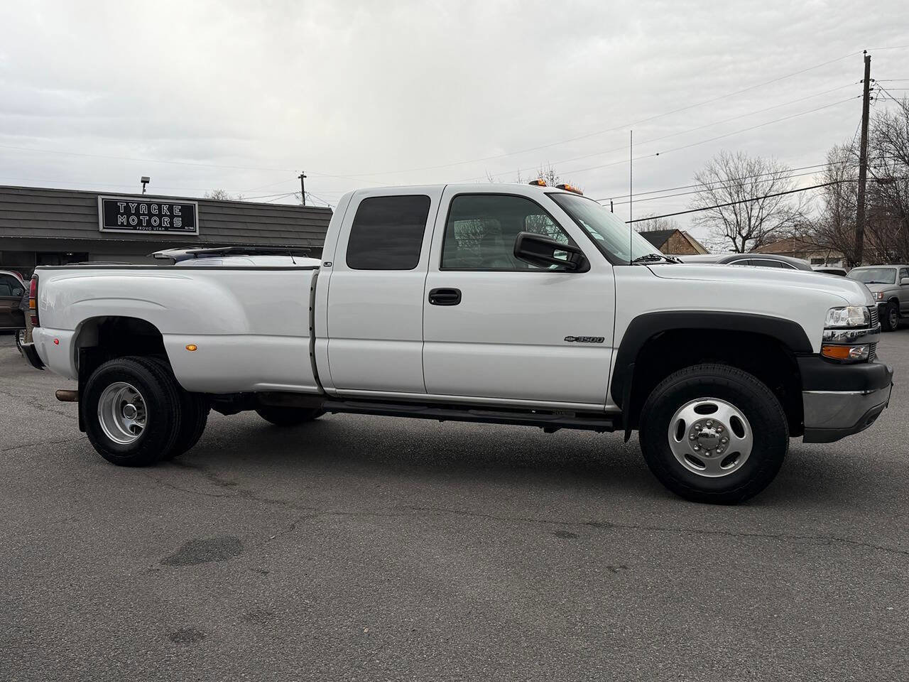 Used 2002 Chevrolet Silverado 3500 LS w/ Electrical Convenience Pkg image 26