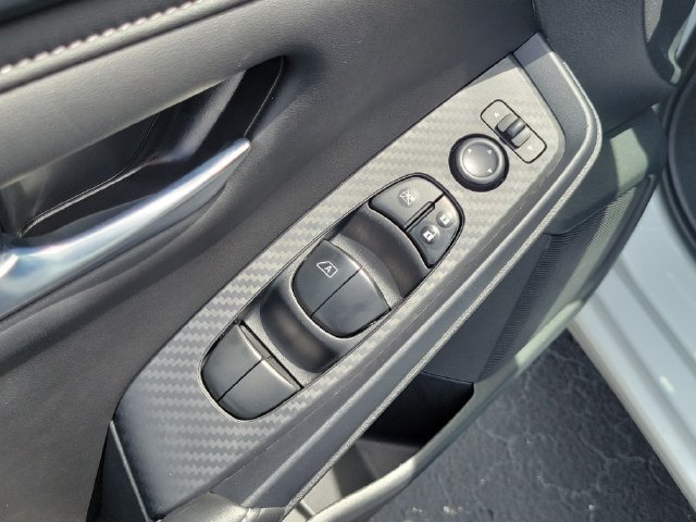 Used 2023 Nissan Sentra SV FWD image 17