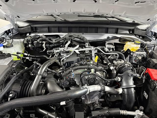 New 2025 Ford Bronco 4-Door image 32