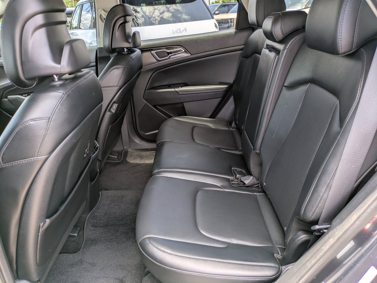 Certified 2024 Kia Sportage EX FWD image 11