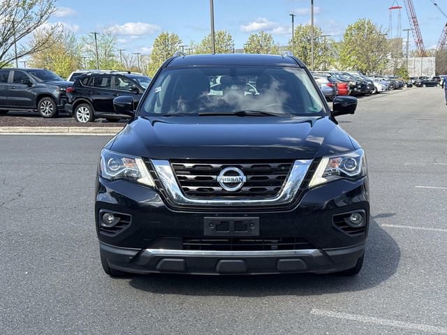 Used 2017 Nissan Pathfinder Platinum w/ Family Entertainment Package AWD/4WD image 6