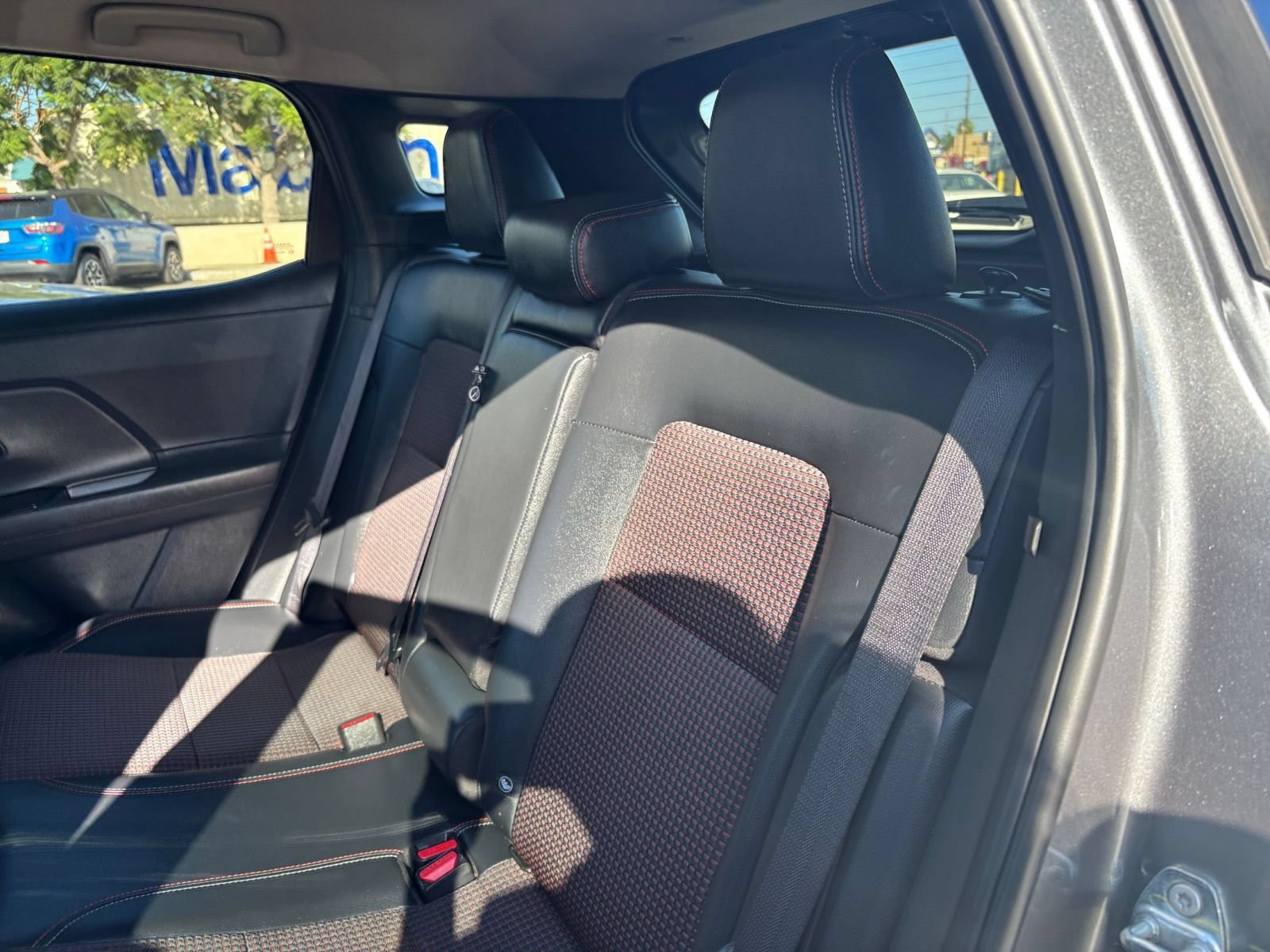 Used 2026 Nissan Kicks SR AWD/4WD image 47