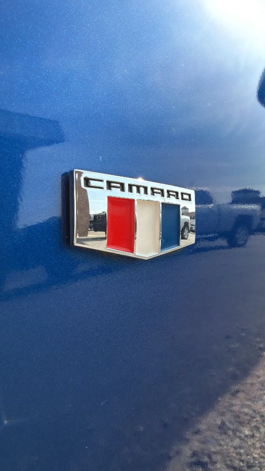 Used 2018 Chevrolet Camaro LT RWD image 10