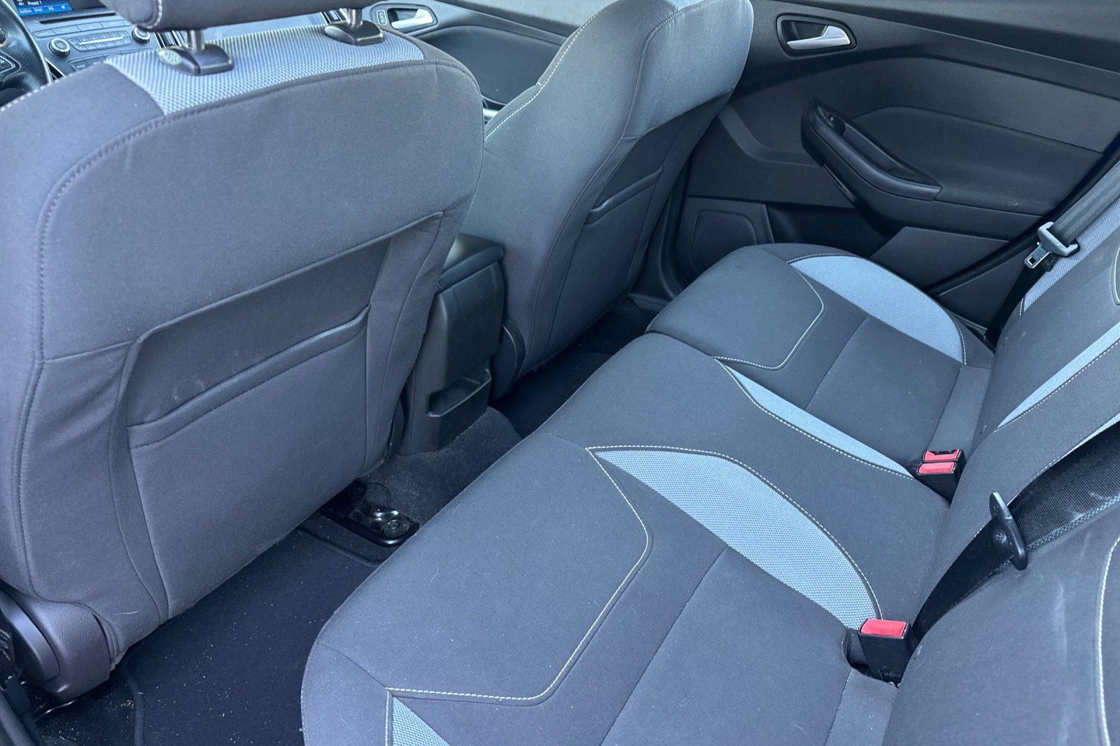 Used 2016 Ford Focus ST FWD image 11