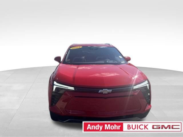 Used 2024 Chevrolet Blazer EV LT AWD/4WD image 2