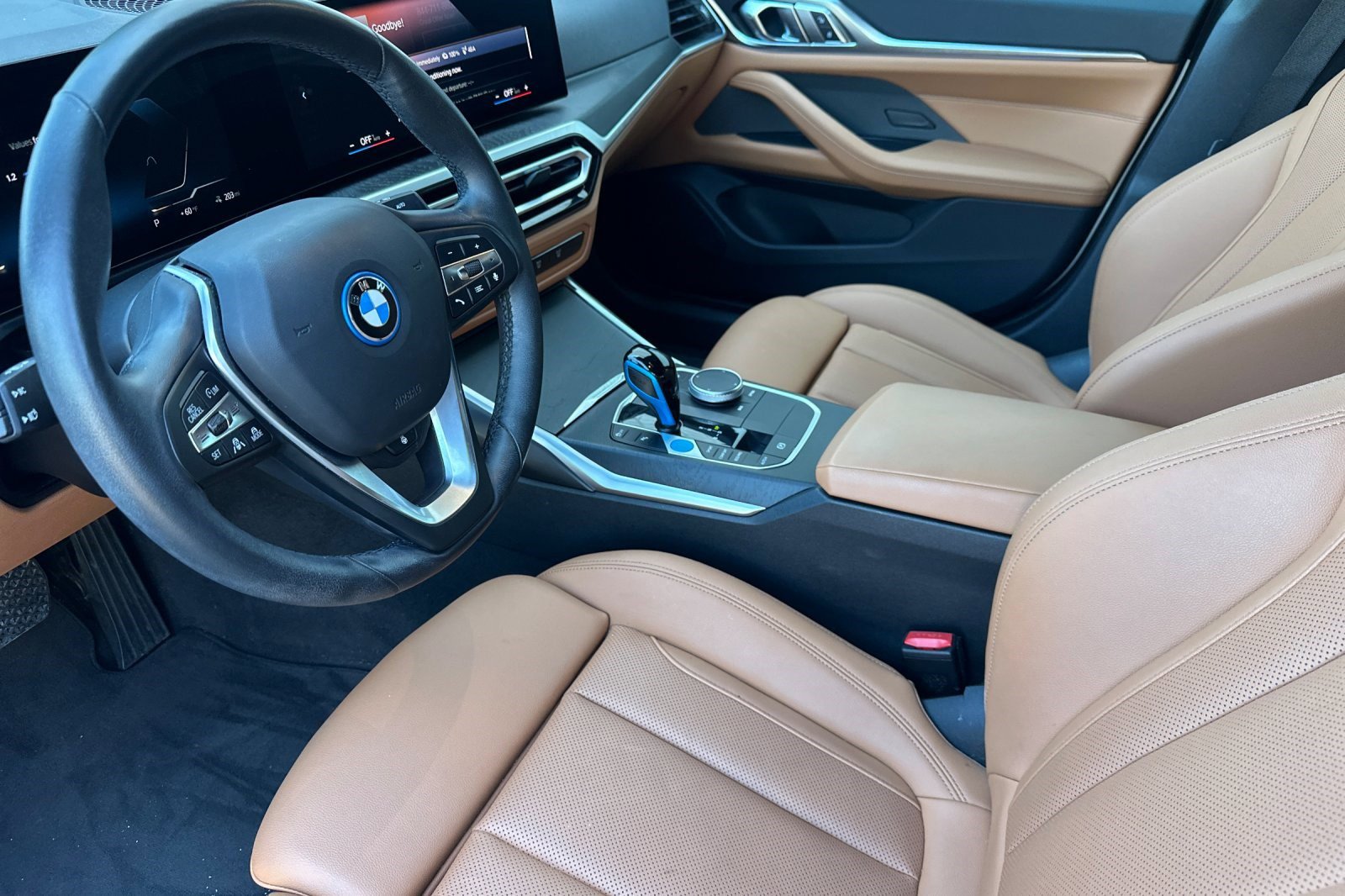 Used 2023 BMW i4 eDrive35 image 11