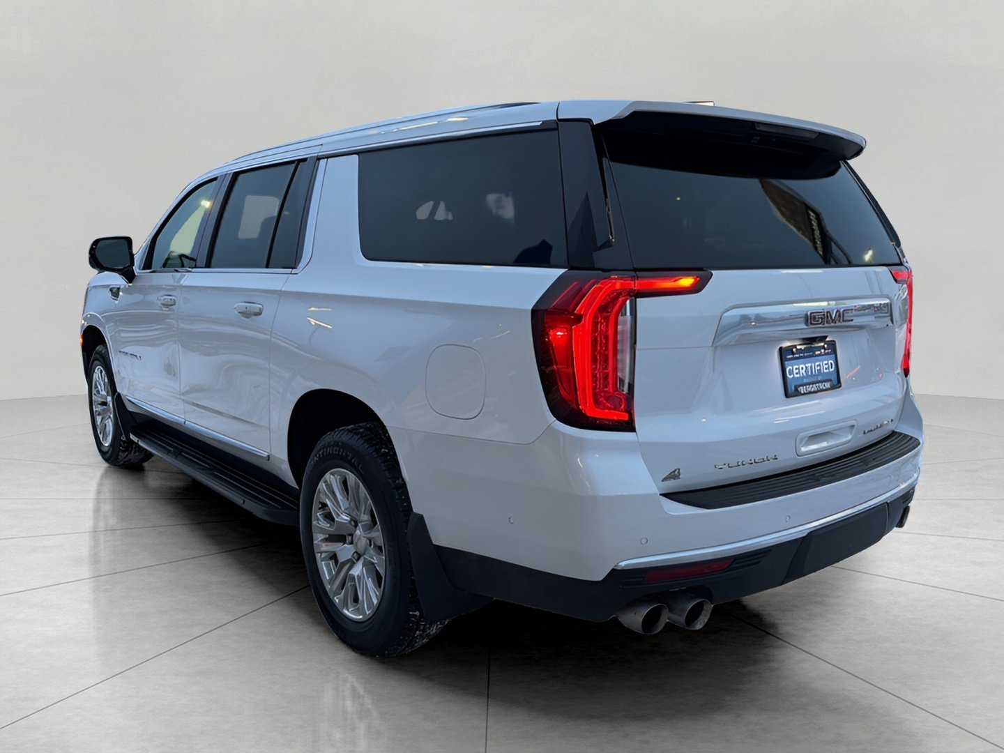 Certified 2024 GMC Yukon XL Denali w/ Advanced Technology Package image 5