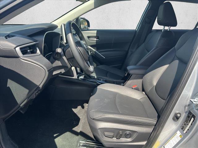 Certified 2025 Toyota Corolla Cross XLE image 10