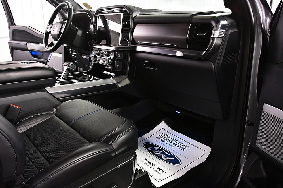 Used 2025 Ford F150 Platinum AWD/4WD image 32