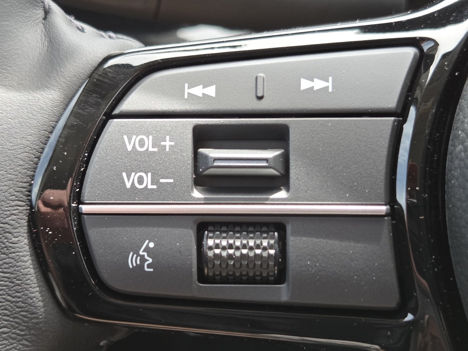 New 2026 Honda CR-V EX-L image 11