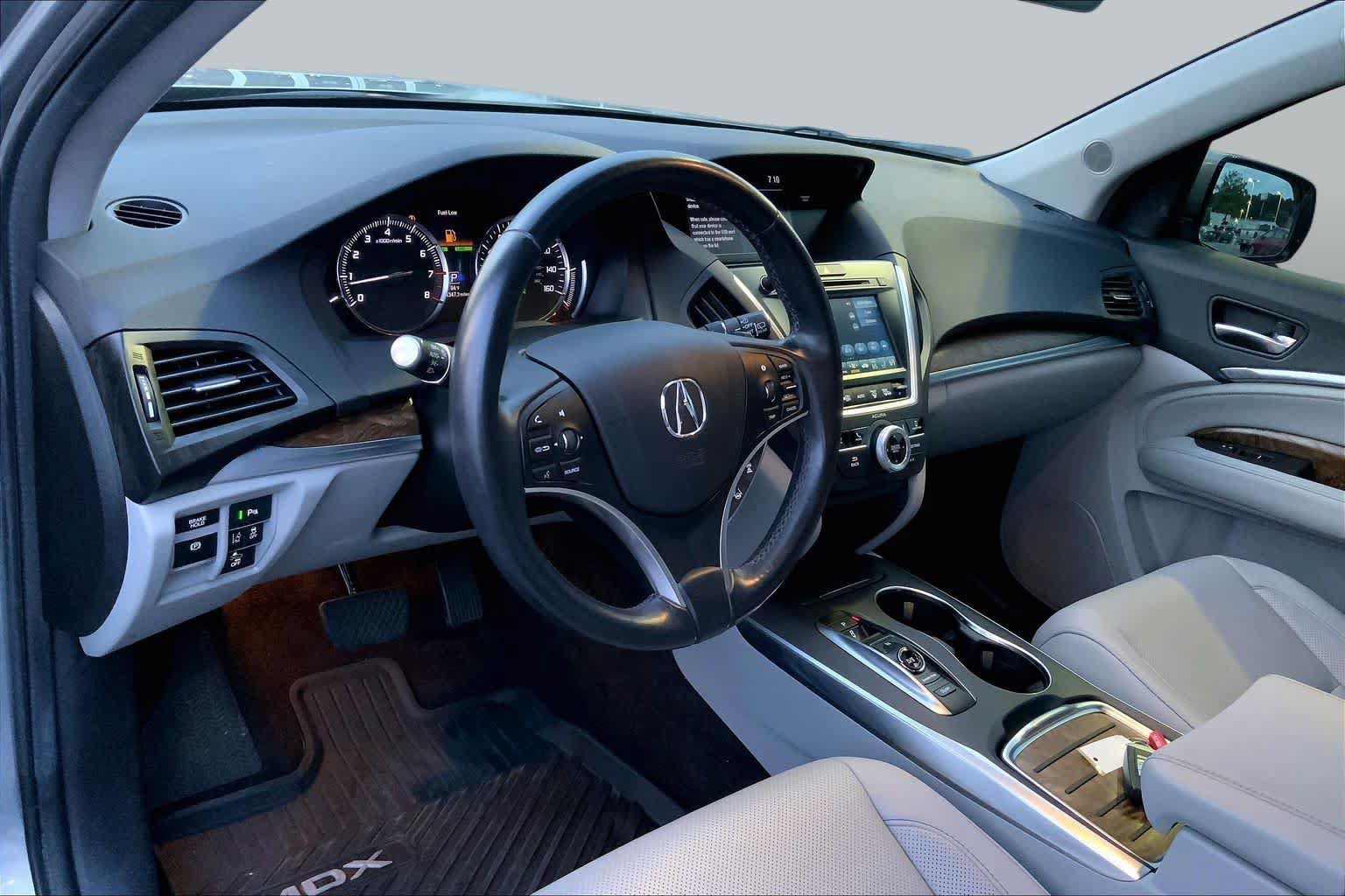 Used 2020 Acura MDX w/ Technology Package AWD/4WD image 15
