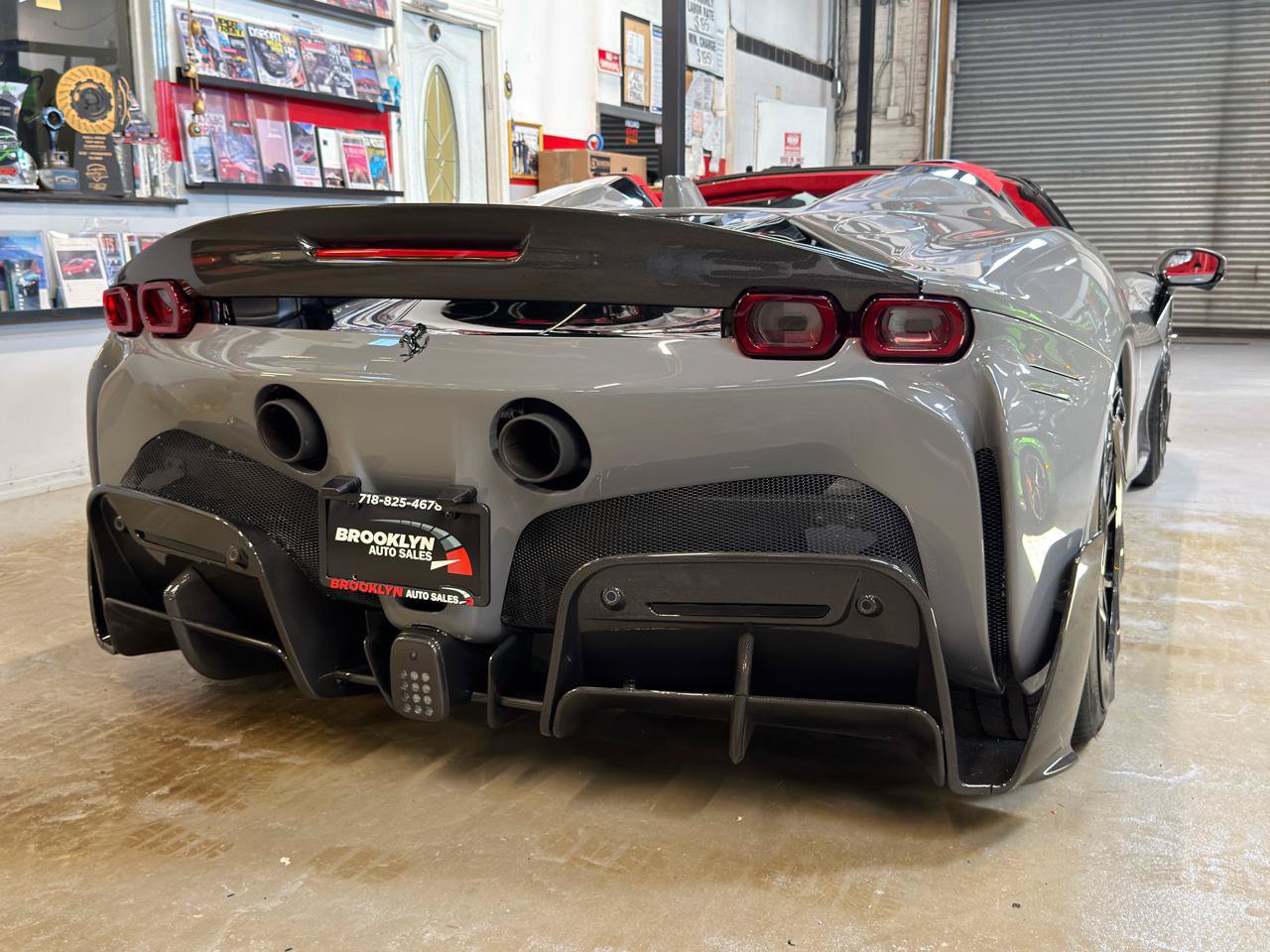 Used 2022 Ferrari SF90 Spider AWD/4WD image 7