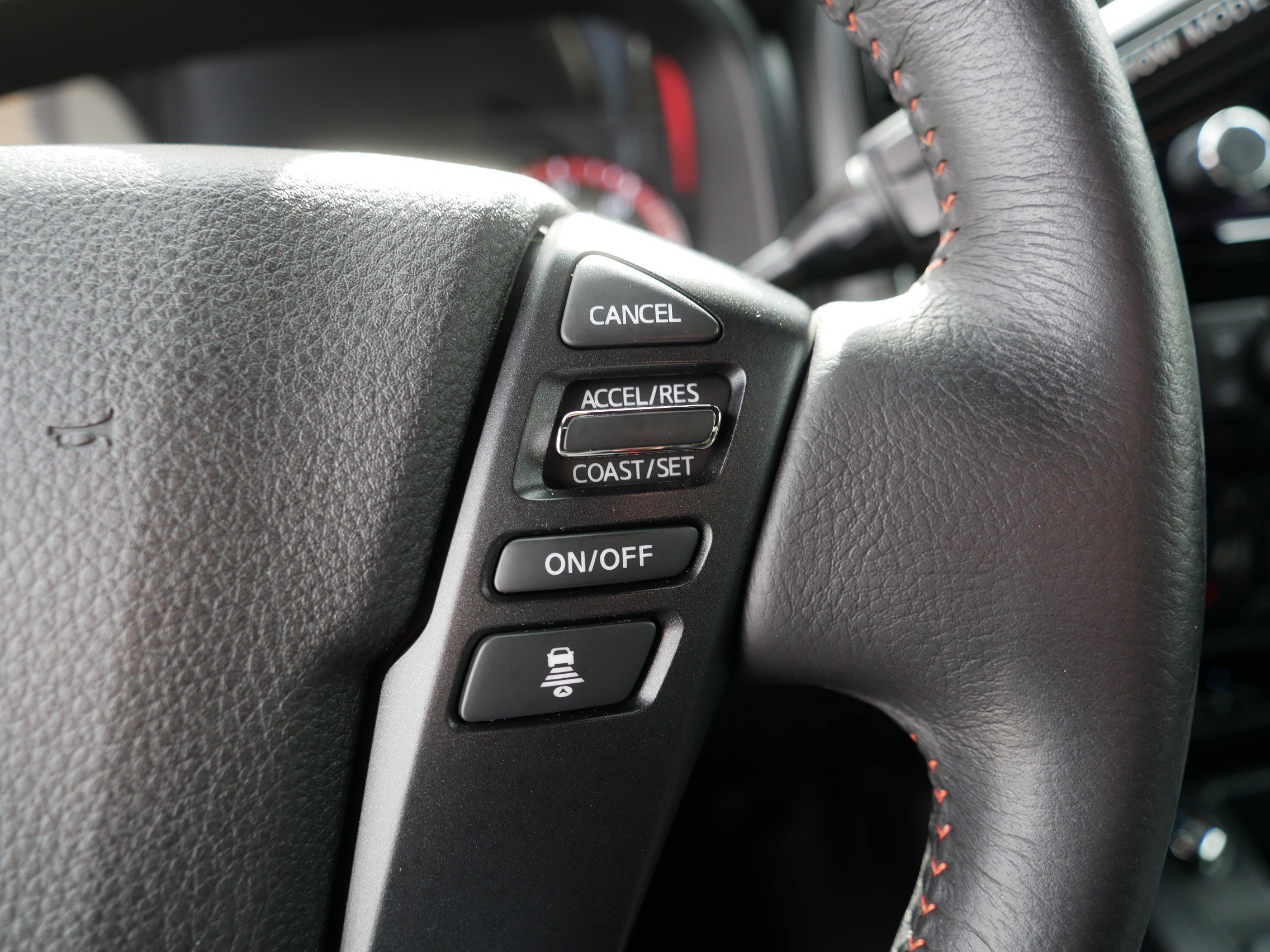 Certified 2024 Nissan Titan PRO-4X w/ Pro-4x Convenience Package AWD/4WD image 29