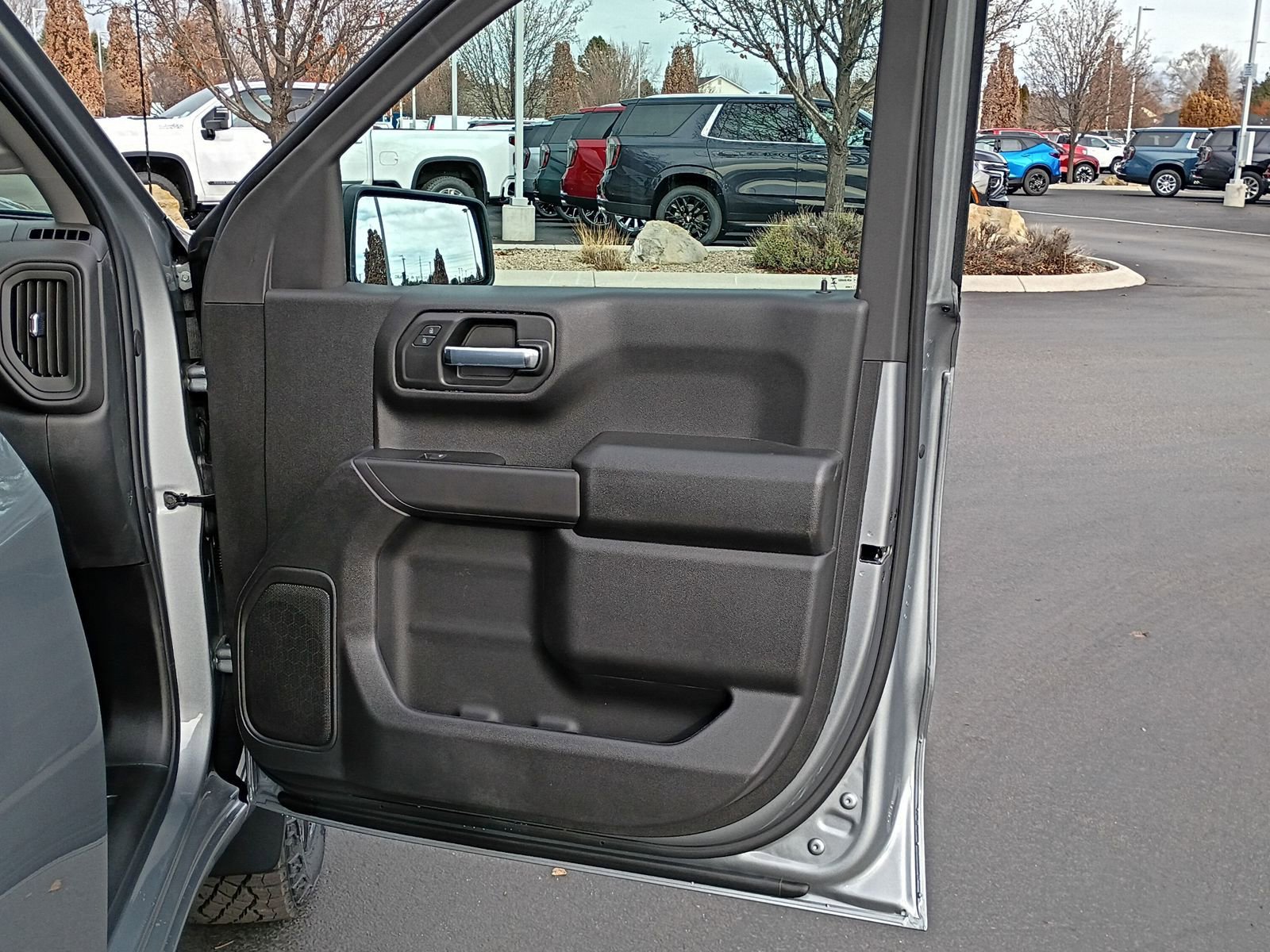 New 2026 Chevrolet Silverado 1500 Custom Trail Boss w/ Dark Appearance Package image 21