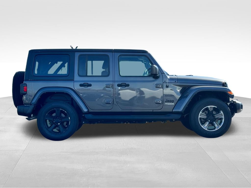 Used 2022 Jeep Wrangler Unlimited Sahara AWD/4WD image 8