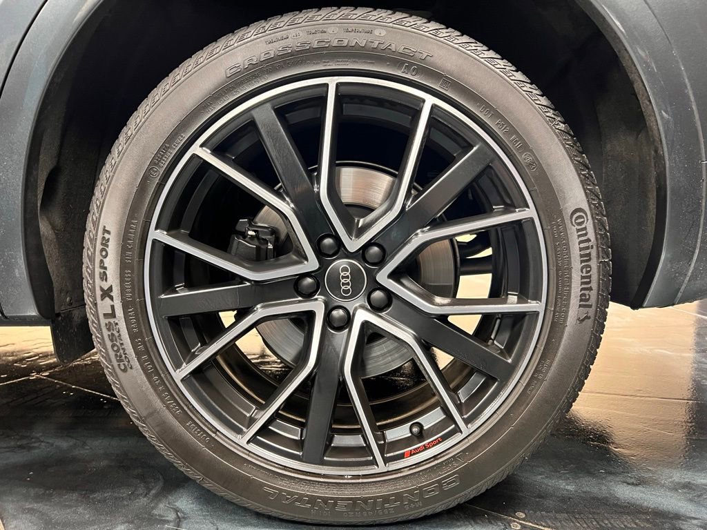 Used 2024 Audi SQ5 Premium Plus w/ Premium Plus Package image 18