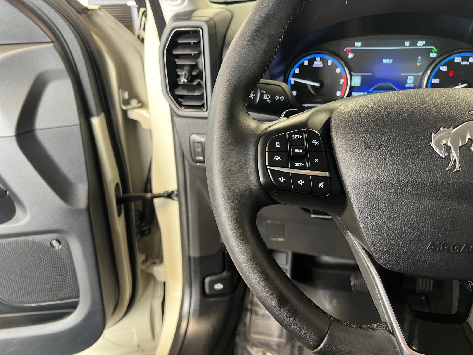 Used 2024 Ford Bronco Sport Badlands w/ Premium Package AWD/4WD image 13