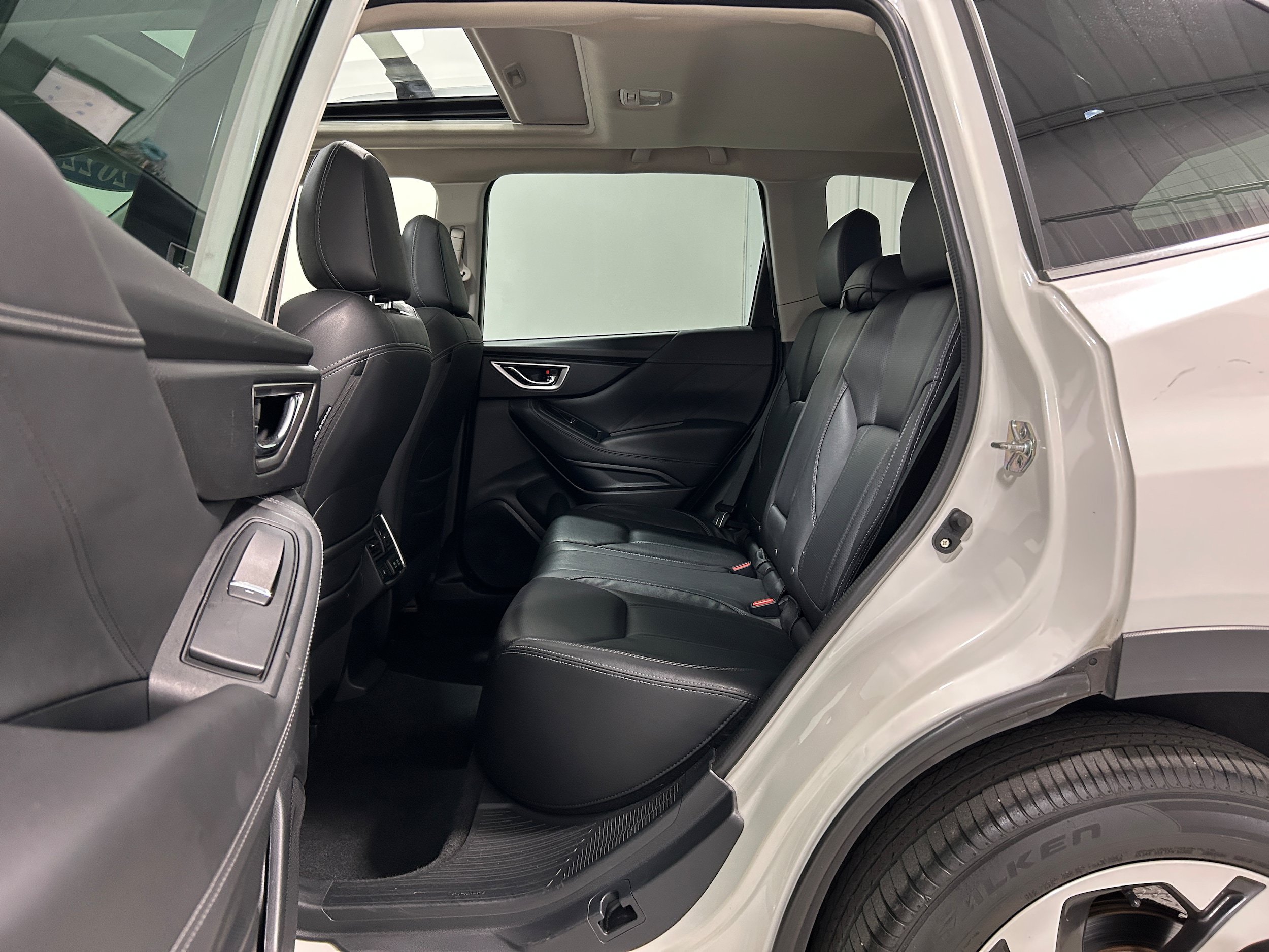 Used 2022 Subaru Forester Touring AWD/4WD image 30