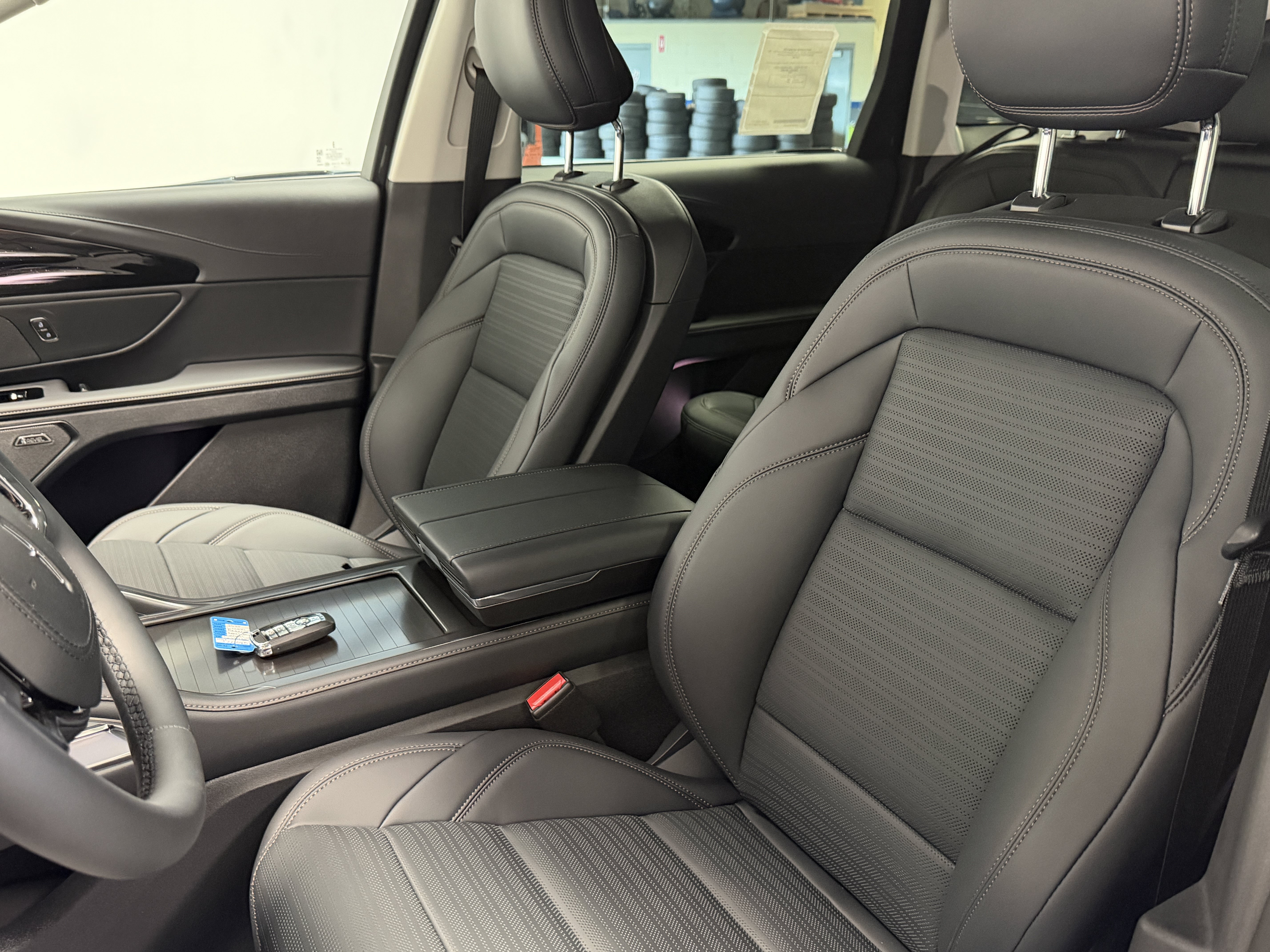 New 2026 Lincoln Nautilus Reserve w/ Jet Appearance Package AWD/4WD image 20