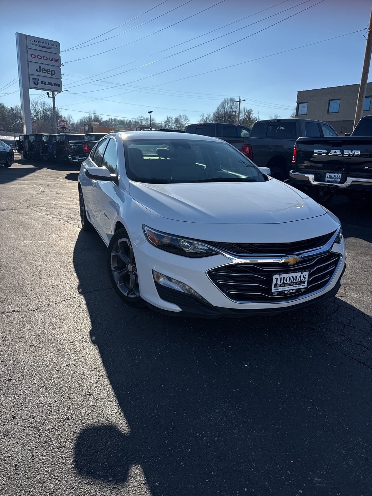 Used 2024 Chevrolet Malibu LT image 1