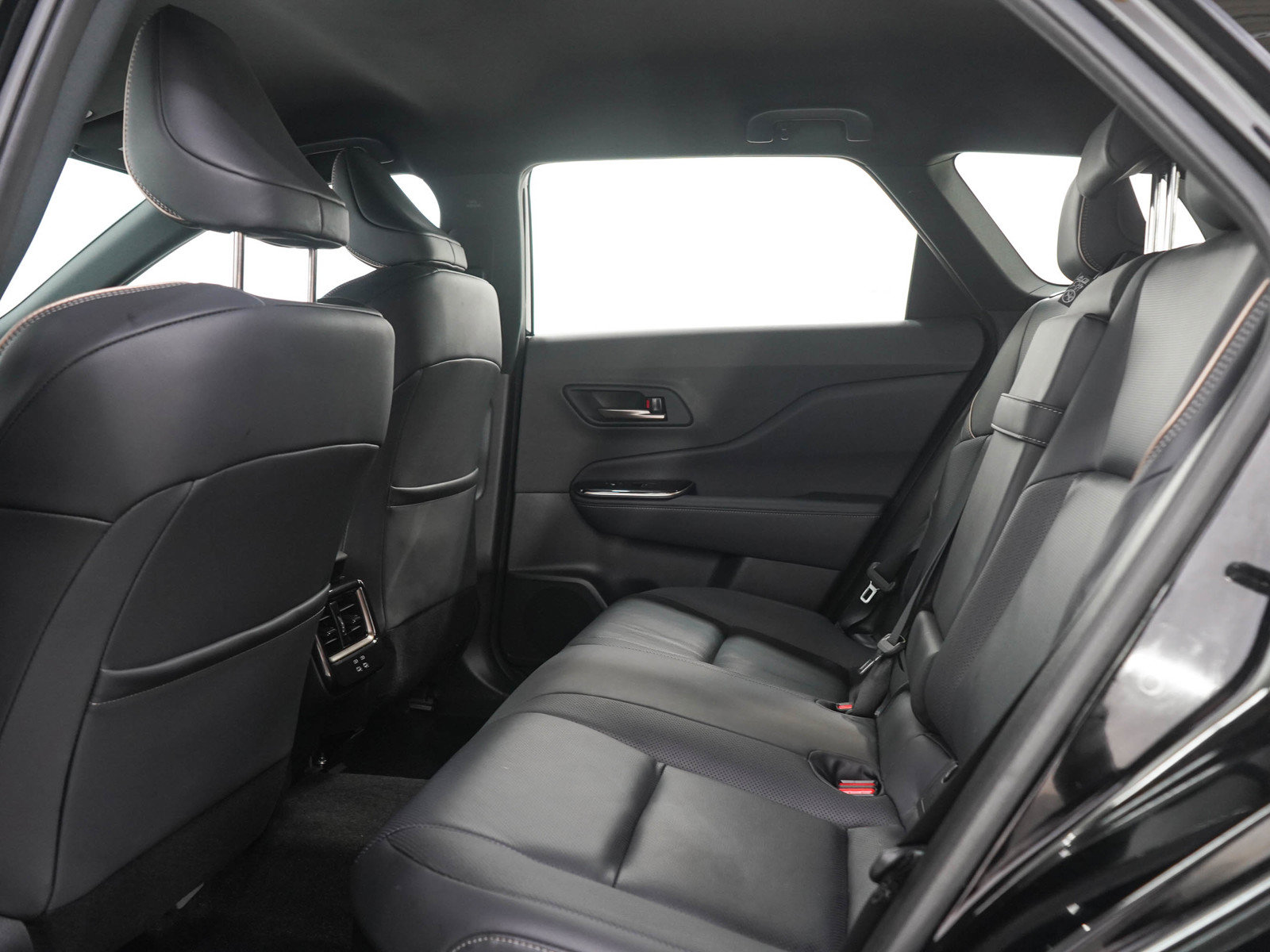 Used 2025 Toyota Crown Signia AWD/4WD image 15