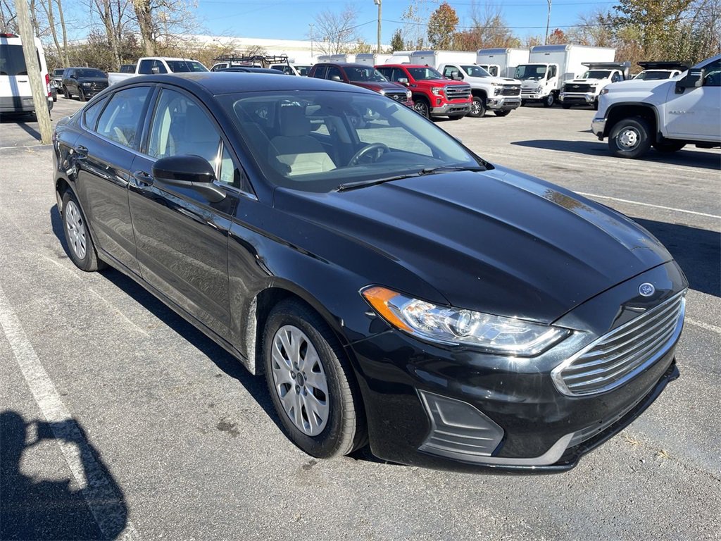 Used 2019 Ford Fusion S image 11