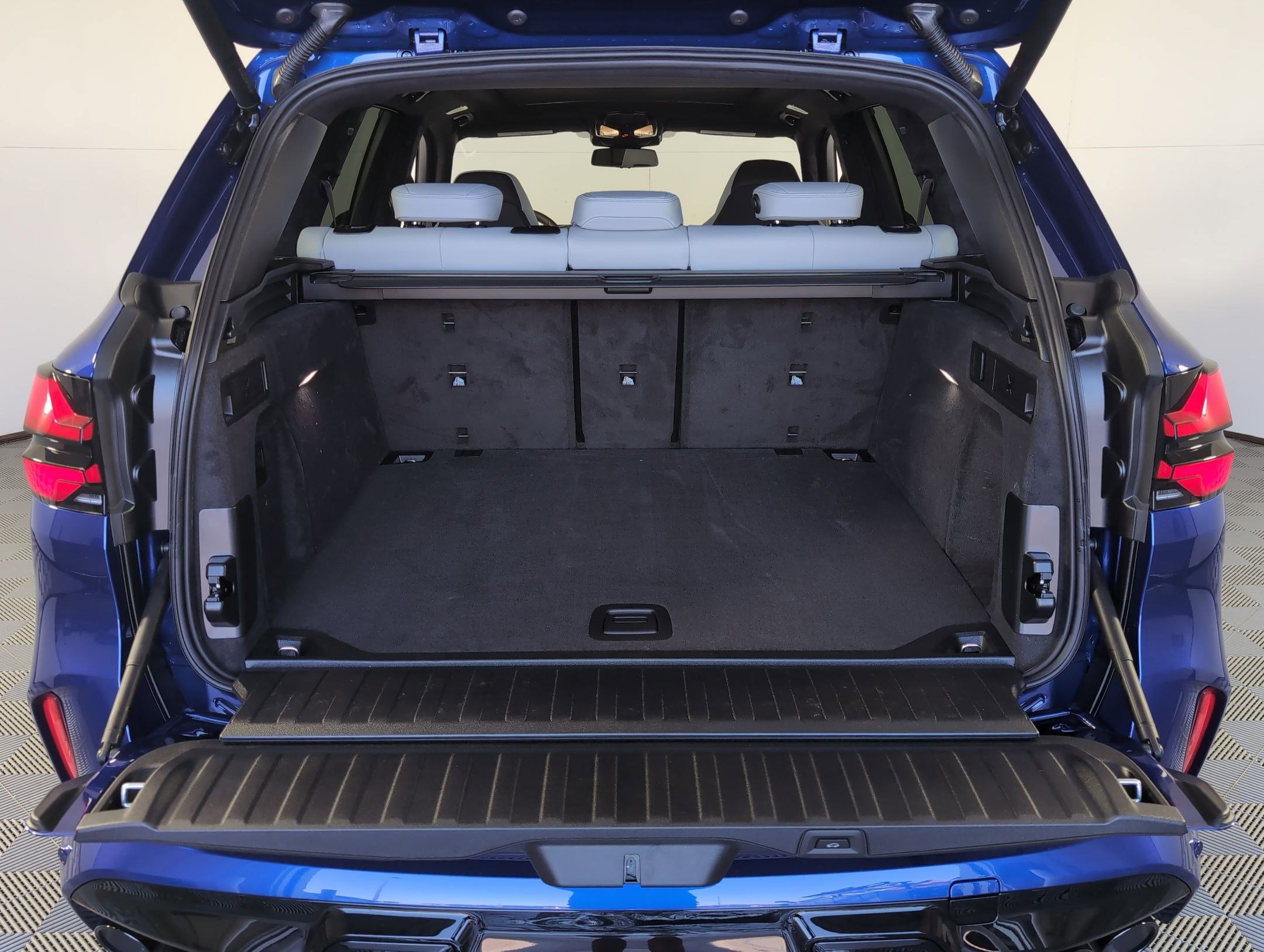 New 2026 BMW X5 M Competition w/ Executive Package image 30