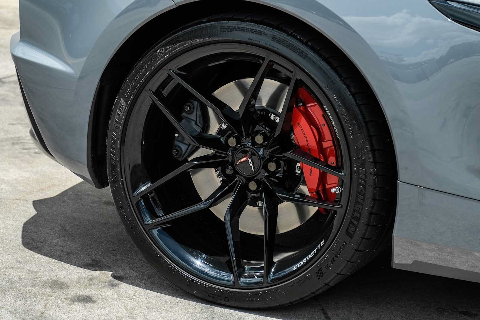 Used 2025 Chevrolet Corvette Z06 RWD image 47