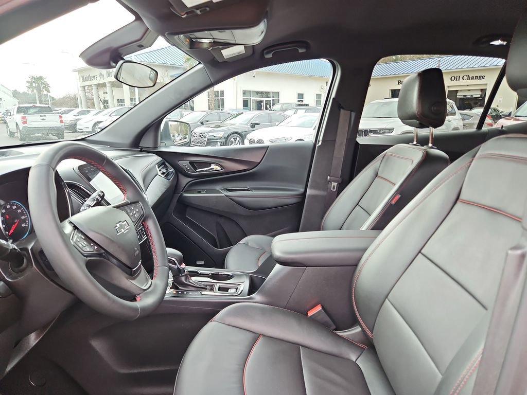 Used 2024 Chevrolet Equinox RS w/ RS Leather Package image 22