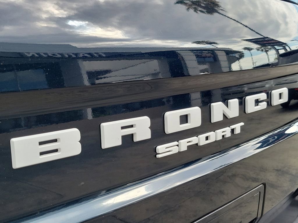 Used 2023 Ford Bronco Sport Outer Banks w/ Tech Package AWD/4WD image 7