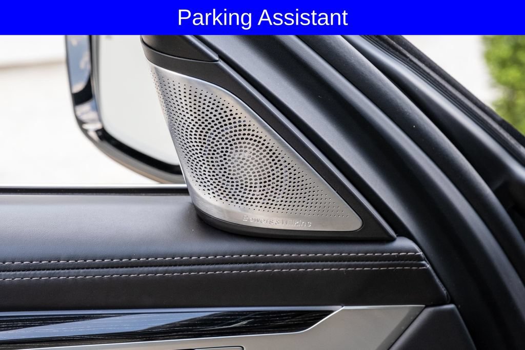 Used 2019 BMW 750i w/ Executive Package RWD image 12