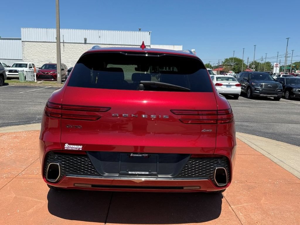 Used 2023 Genesis GV70 2.5T AWD/4WD image 5